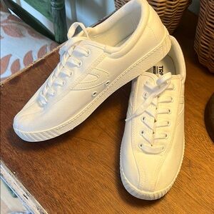 TRETORN Nylite Canvas :: white :: 8M